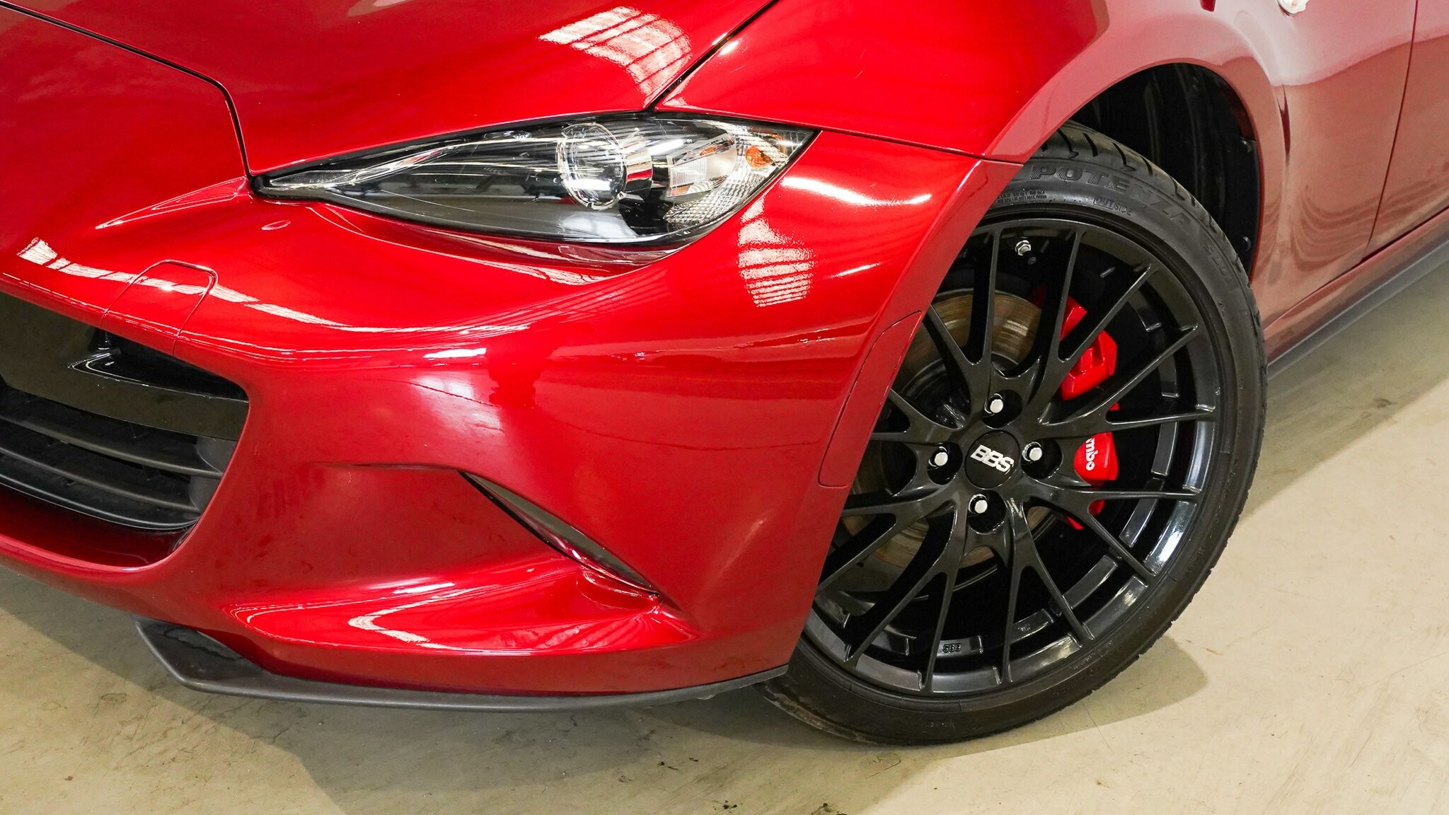 Mazda Mx-5 image 2