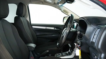 https://vehicle-cdn.autoleague.cloud/34110_1208944_6.jpg