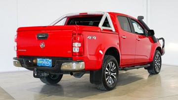 https://vehicle-cdn.autoleague.cloud/34110_1208944_8.jpg