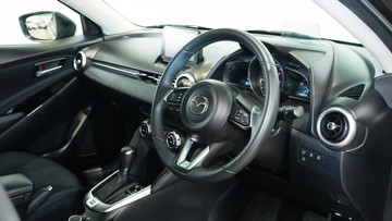https://vehicle-cdn.autoleague.cloud/34110_1208949_15.jpg