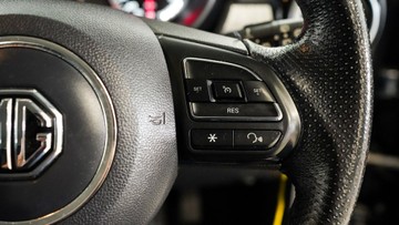 https://vehicle-cdn.autoleague.cloud/34110_1208952_15.jpg