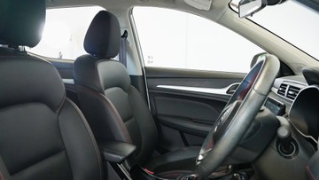 https://vehicle-cdn.autoleague.cloud/34110_1208953_14.jpg