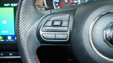 https://vehicle-cdn.autoleague.cloud/34110_1208953_18.jpg