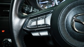 https://vehicle-cdn.autoleague.cloud/34110_1208970_18.jpg
