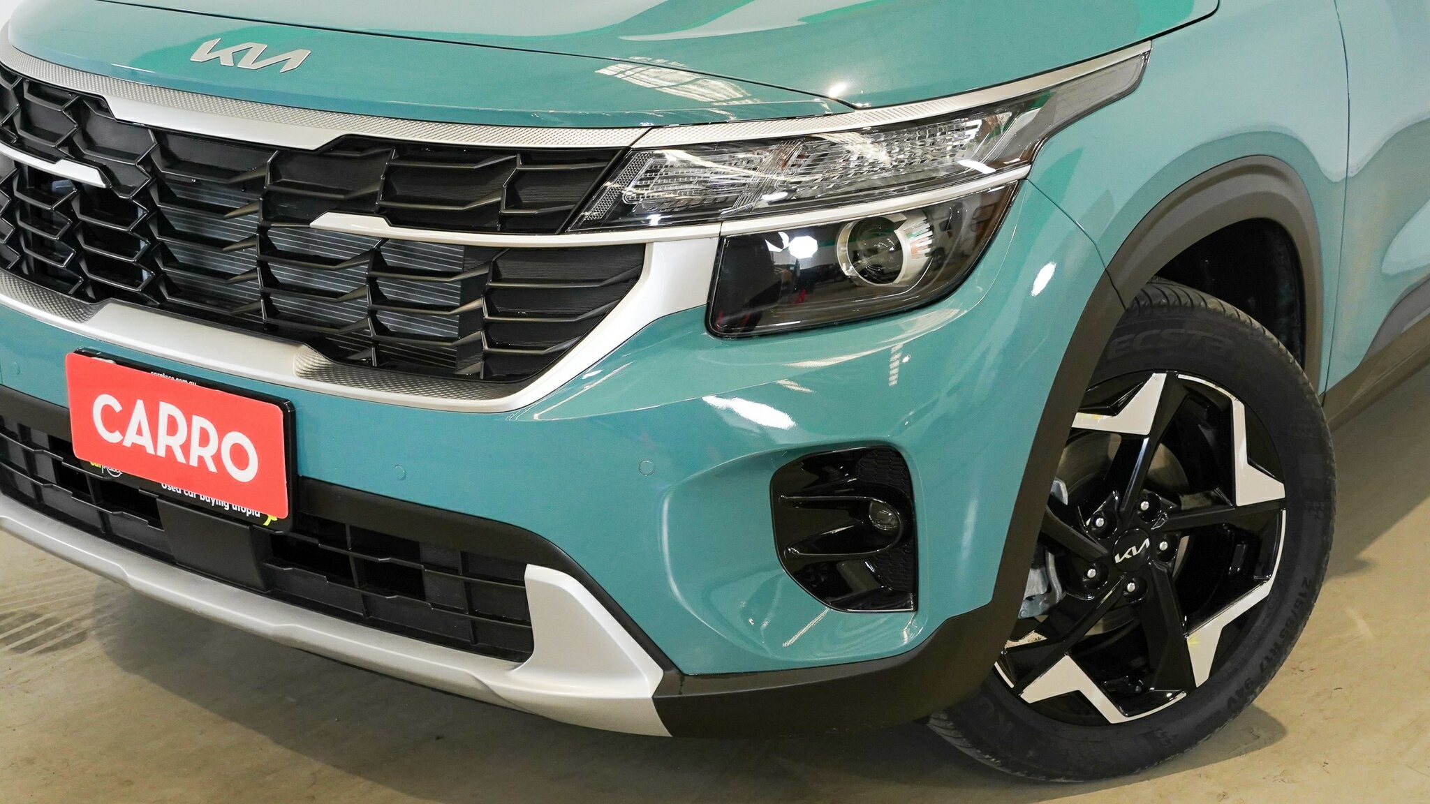 Kia Seltos image 2