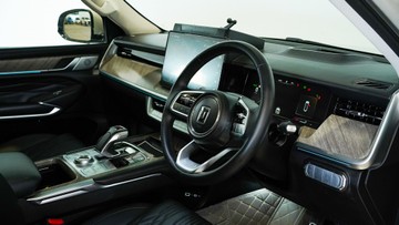 https://vehicle-cdn.autoleague.cloud/34110_1208973_15.jpg