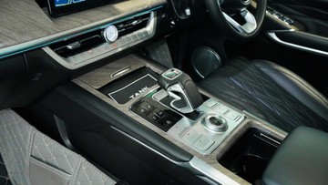 https://vehicle-cdn.autoleague.cloud/34110_1208973_23.jpg