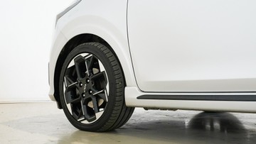 https://vehicle-cdn.autoleague.cloud/34110_1208982_5.jpg