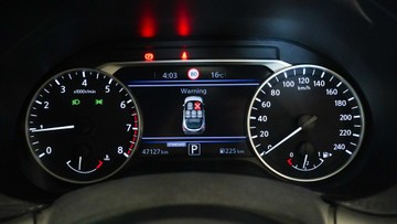 https://vehicle-cdn.autoleague.cloud/34110_1208987_15.jpg
