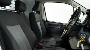 https://vehicle-cdn.autoleague.cloud/34110_1208988_22.jpg