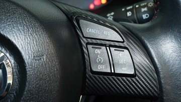 https://vehicle-cdn.autoleague.cloud/34110_1209000_16.jpg