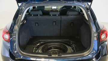https://vehicle-cdn.autoleague.cloud/34110_1209000_9.jpg