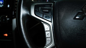 https://vehicle-cdn.autoleague.cloud/34110_1209006_18.jpg