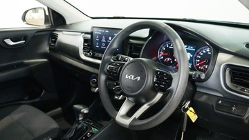https://vehicle-cdn.autoleague.cloud/34110_1209011_20.jpg
