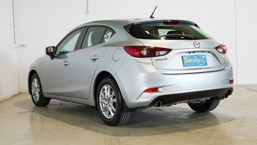 https://vehicle-cdn.autoleague.cloud/34110_1209012_6.jpg