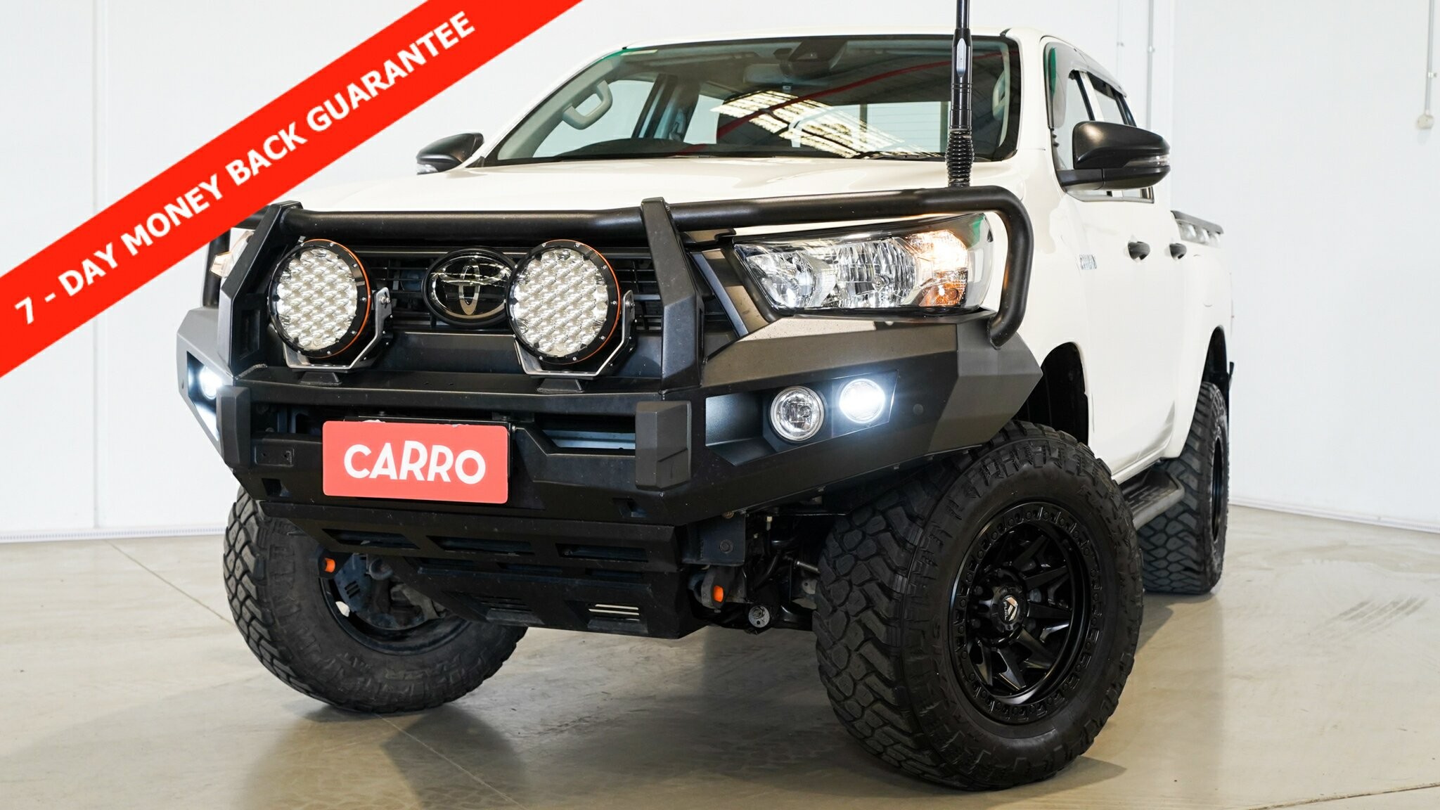 Toyota Hilux image 1