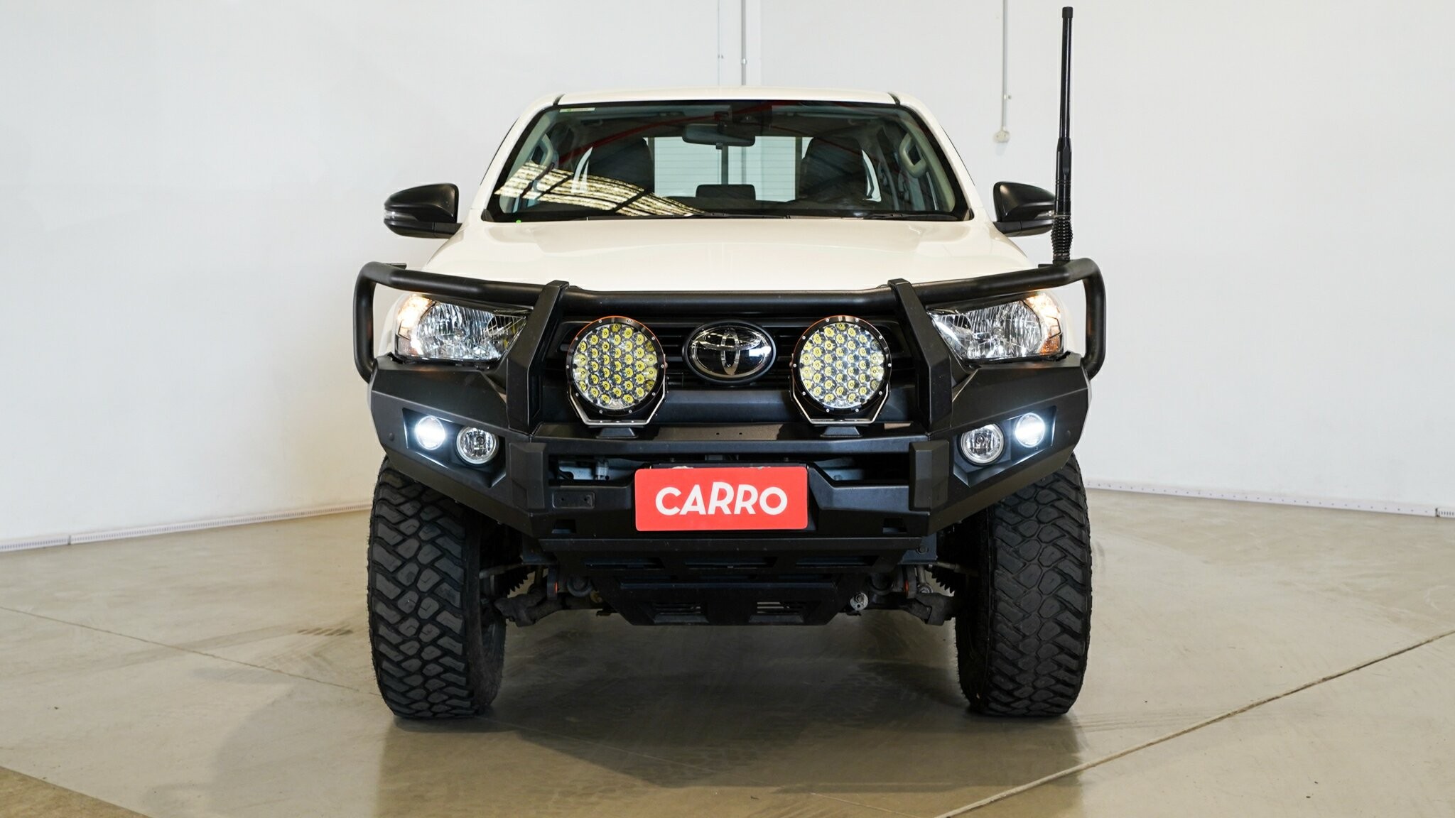 Toyota Hilux image 3