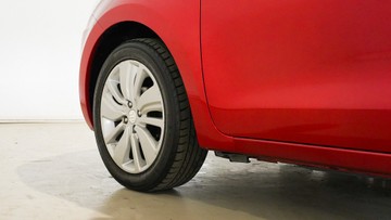 https://vehicle-cdn.autoleague.cloud/34110_1209019_5.jpg