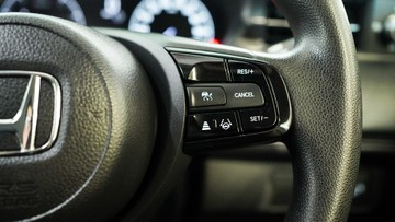 https://vehicle-cdn.autoleague.cloud/34110_1209026_13.jpg