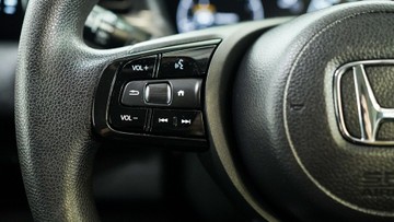 https://vehicle-cdn.autoleague.cloud/34110_1209026_15.jpg
