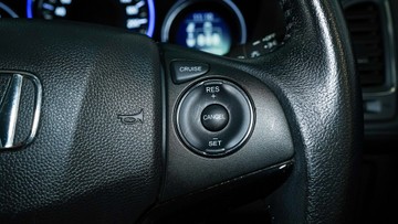 https://vehicle-cdn.autoleague.cloud/34110_1209028_15.jpg
