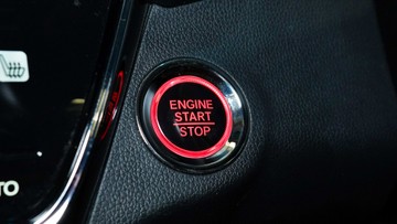 https://vehicle-cdn.autoleague.cloud/34110_1209028_23.jpg