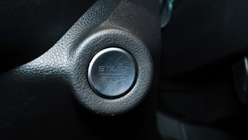 https://vehicle-cdn.autoleague.cloud/34110_1209032_19.jpg