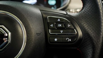 https://vehicle-cdn.autoleague.cloud/34110_1209048_16.jpg