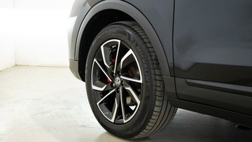 https://vehicle-cdn.autoleague.cloud/34110_1209048_5.jpg