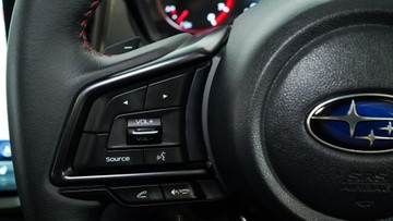 https://vehicle-cdn.autoleague.cloud/34110_1209055_18.jpg