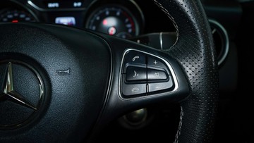 https://vehicle-cdn.autoleague.cloud/34110_1209057_16.jpg