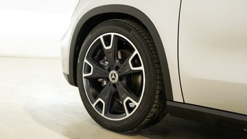 https://vehicle-cdn.autoleague.cloud/34110_1209057_5.jpg