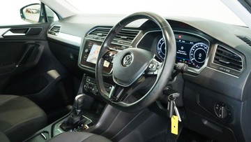 https://vehicle-cdn.autoleague.cloud/34110_1209064_15.jpg