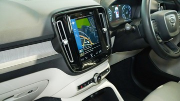https://vehicle-cdn.autoleague.cloud/34110_1209069_22.jpg