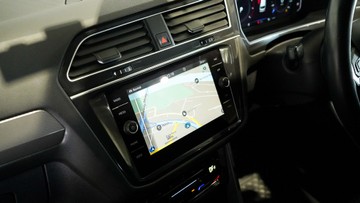 https://vehicle-cdn.autoleague.cloud/34110_1209077_24.jpg