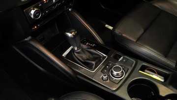 https://vehicle-cdn.autoleague.cloud/34110_1209083_25.jpg