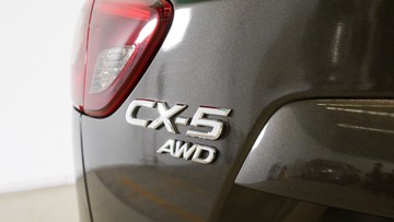 https://vehicle-cdn.autoleague.cloud/34110_1209083_9.jpg