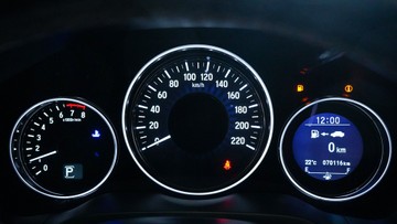 https://vehicle-cdn.autoleague.cloud/34110_1209089_17.jpg