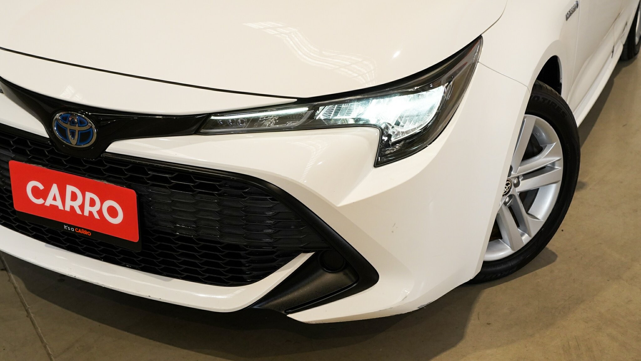 Toyota Corolla image 2