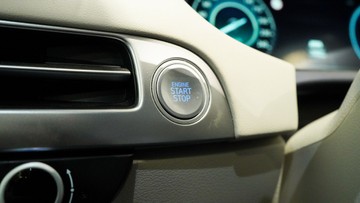 https://vehicle-cdn.autoleague.cloud/34110_1209101_24.jpg