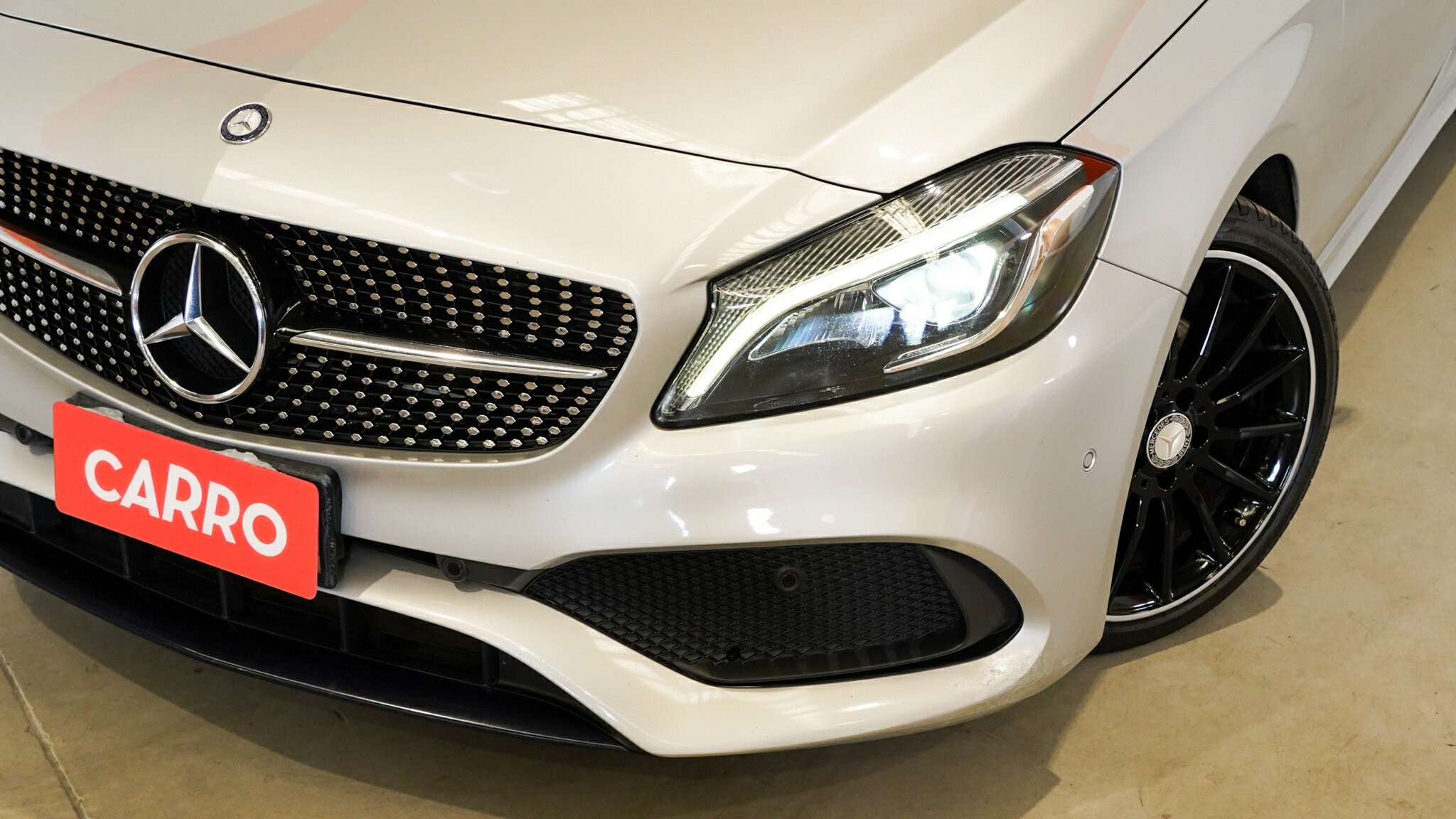 Mercedes Benz A-class image 2