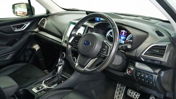 https://vehicle-cdn.autoleague.cloud/34110_1209108_15.jpg