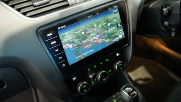 https://vehicle-cdn.autoleague.cloud/34110_1209115_25.jpg