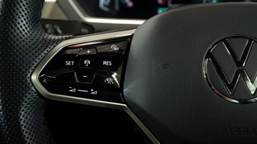 https://vehicle-cdn.autoleague.cloud/34110_1209116_17.jpg
