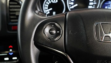 https://vehicle-cdn.autoleague.cloud/34110_1209117_17.jpg
