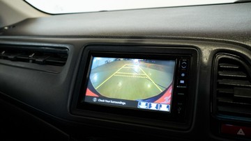 https://vehicle-cdn.autoleague.cloud/34110_1209117_19.jpg