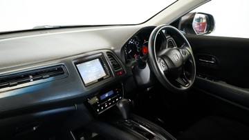 https://vehicle-cdn.autoleague.cloud/34110_1209117_22.jpg