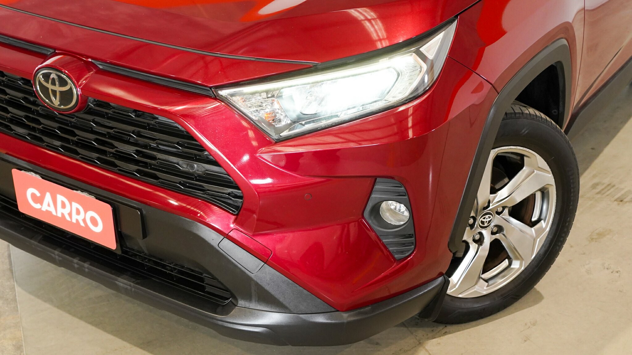 Toyota Rav4 image 2
