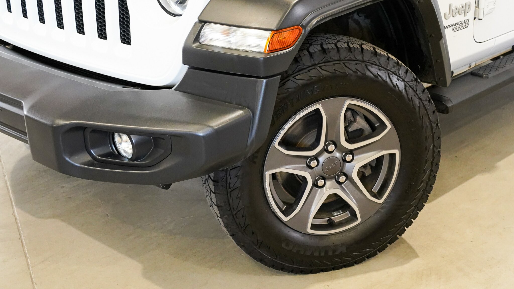 Jeep Wrangler image 2