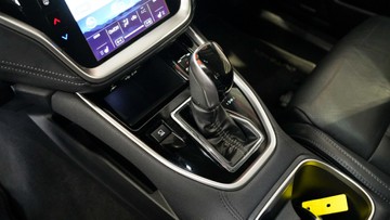 https://vehicle-cdn.autoleague.cloud/34110_1209137_25.jpg